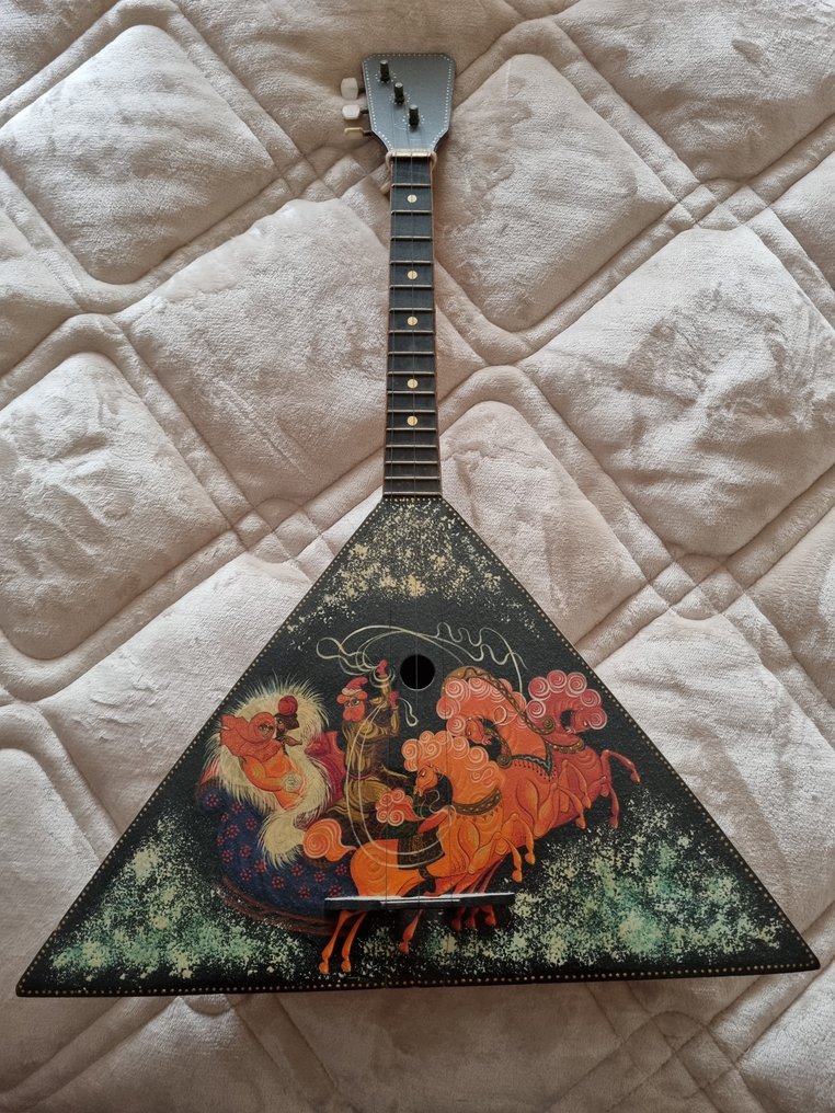 Palech mstera -  - Balalaika - Russia  (No Reserve Price) #1.0