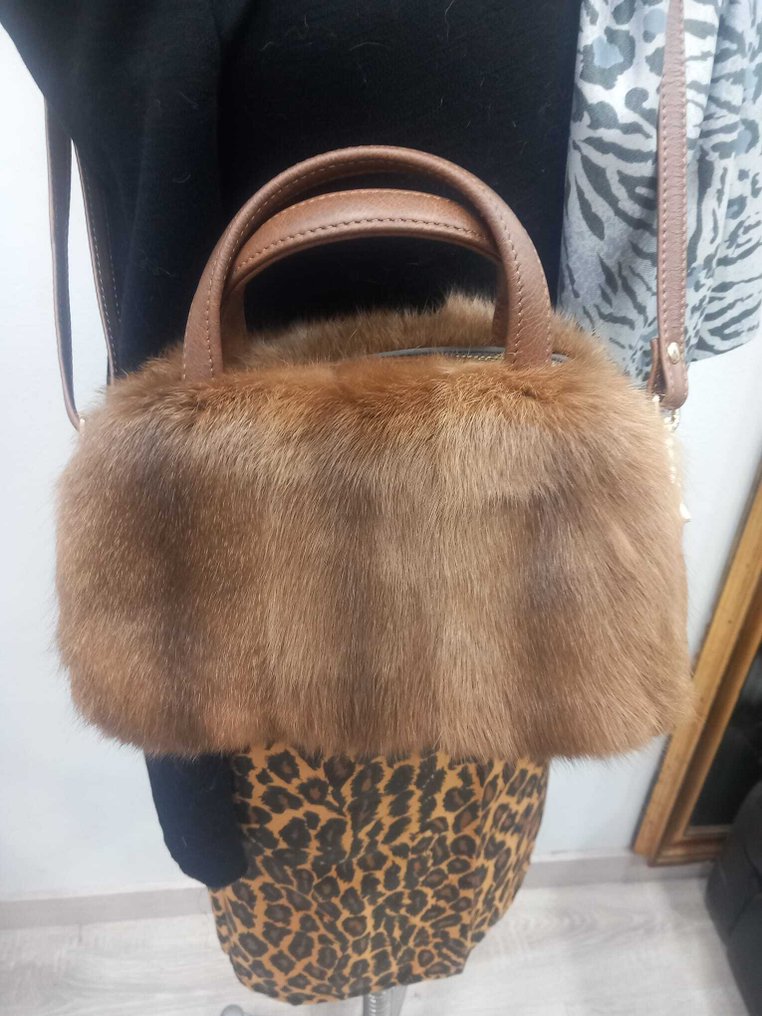 Artisan Furrier - 包 #3.2