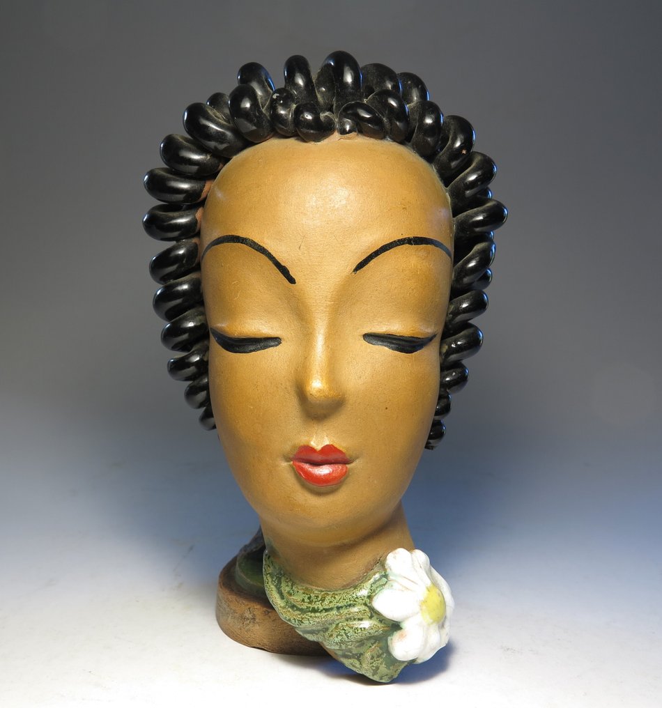 Kolozsvári Kory Ceramic - Γλυπτό, Art Deco Lady Wall Mask - 17.5 cm - Κεραμικό, Terracotta - 1935 #2.1
