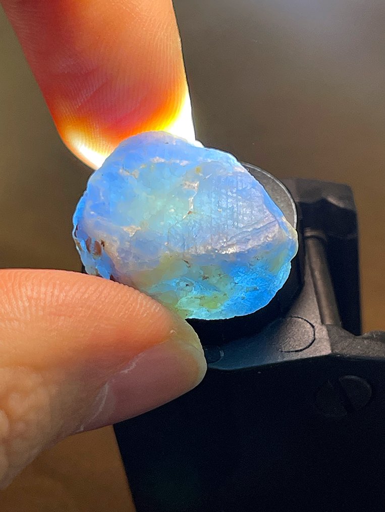 Ζαφείρι Απρόσμενο κορυφαίο βασιλικό μπλε. «Πλήρη κρύσταλλα και υψηλής ποιότητας ειδικό τεράστιο κομμάτι» - Ύψος: 23 mm - Πλάτος: 19 mm- 10.3 g #3.2