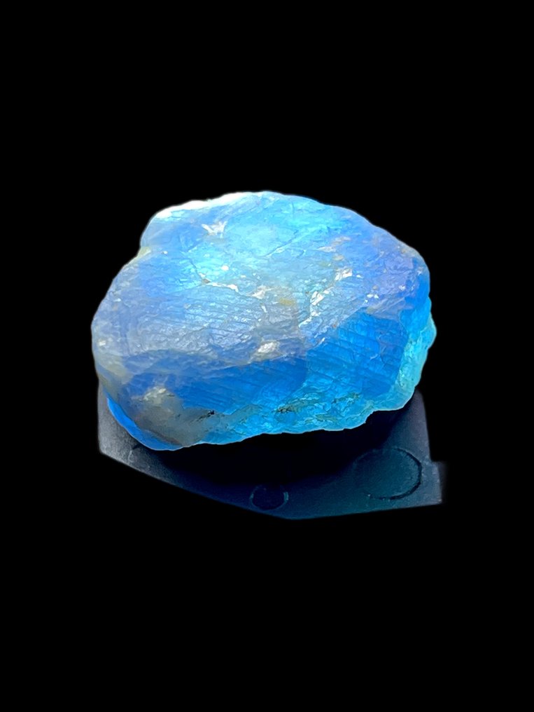 Ζαφείρι Απρόσμενο κορυφαίο βασιλικό μπλε. «Πλήρη κρύσταλλα και υψηλής ποιότητας ειδικό τεράστιο κομμάτι» - Ύψος: 23 mm - Πλάτος: 19 mm- 10.3 g #1.0