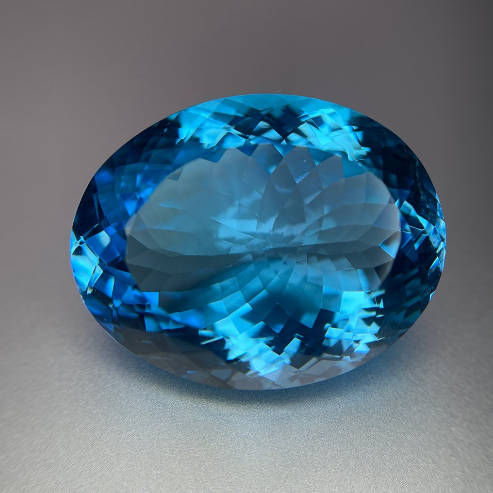 沒有保留價 - 1 pcs  藍色 黃玉  - 67.23 ct - 國際有色寶石協會 (ICA GemLab) - 大号 #1.0