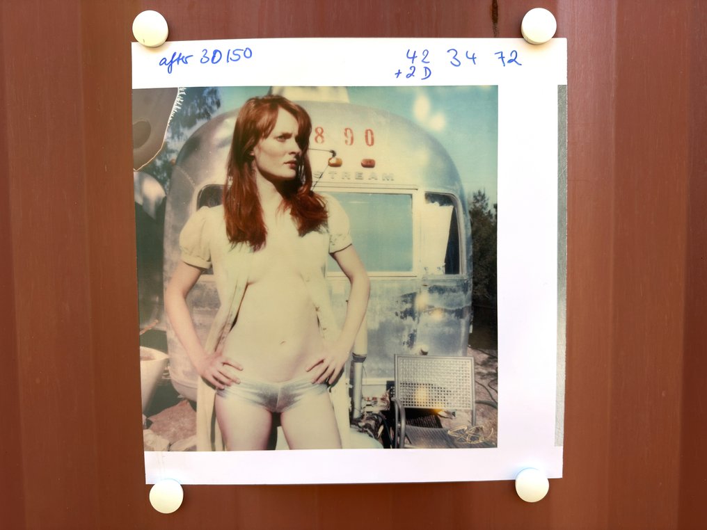 Stefanie Schneider - Daisy in front of Trailer (Till Death do us Part) #2.1