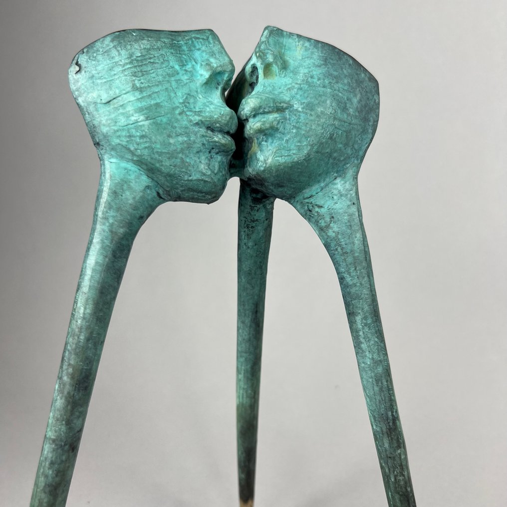 Dariusz Zielinski - NO RESERVE- Kiss- 26cm-bronze #1.0