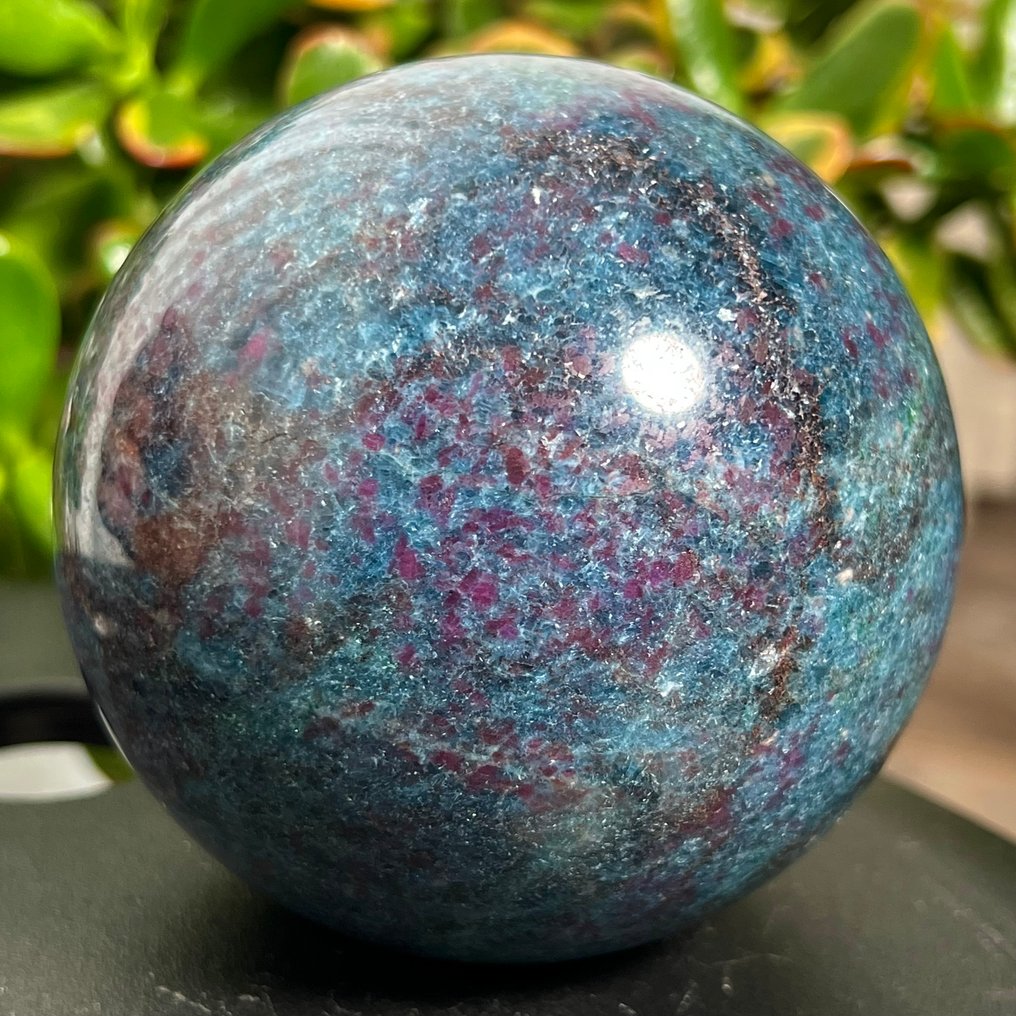 Ruby in Kyanite quality sphere Crystal - Height: 9.4 cm - Width: 9.4 cm- 1548 g #2.1