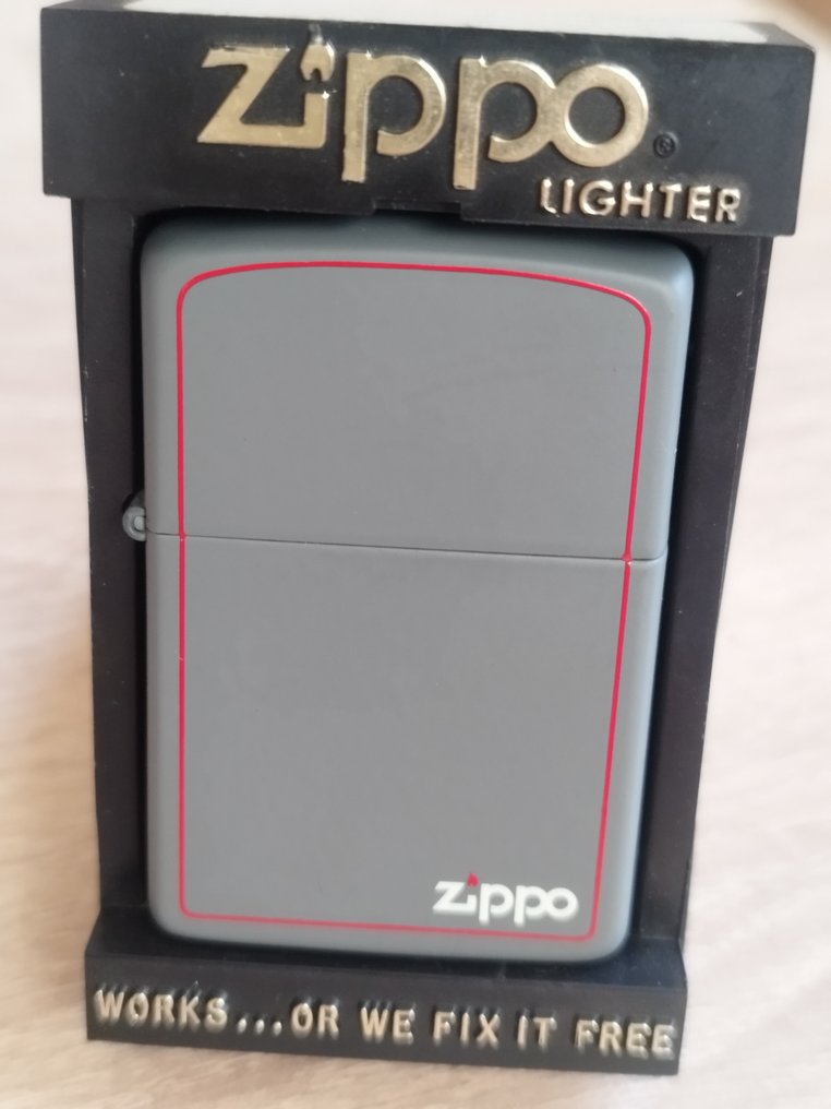 Zippo - Unknown - No reserve price - Pocket lighter - Steel (stainless) #1.0