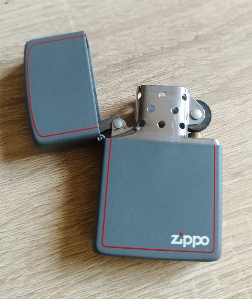 Zippo - Unknown - No reserve price - Pocket lighter - Steel (stainless) #2.1