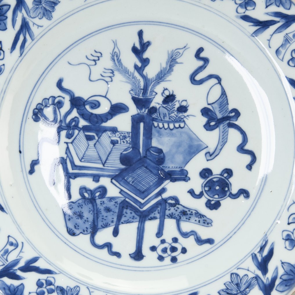 groot bord ø 27.5 cm. - kostbaarheden - Tallerken - Porcelæn - Yongzheng-periode #2.1