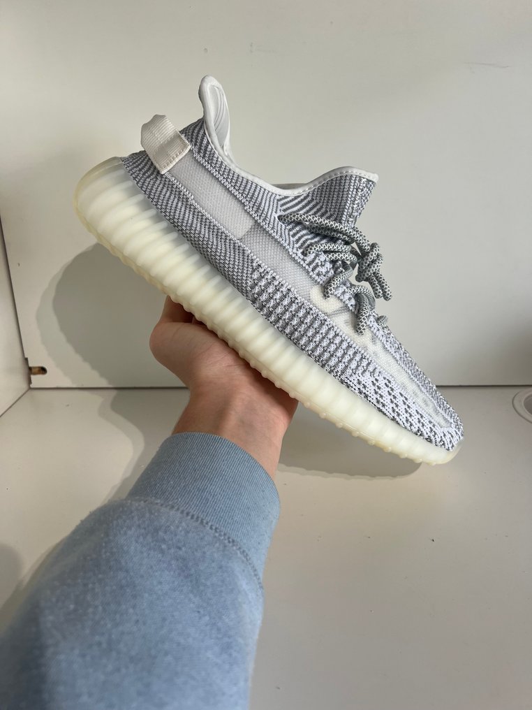 Adidas - Yeezy Boost 350 V2 - Sneakers - Size: EU 44 - New with tags #3.2
