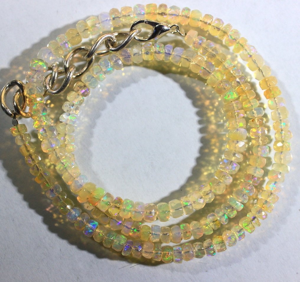 ΔΩΡΕΑΝ ΑΠΟΣΤΟΛΗ Ct. 53.40 Ethiopian Opal Χάντρες- 10.68 g #4.3