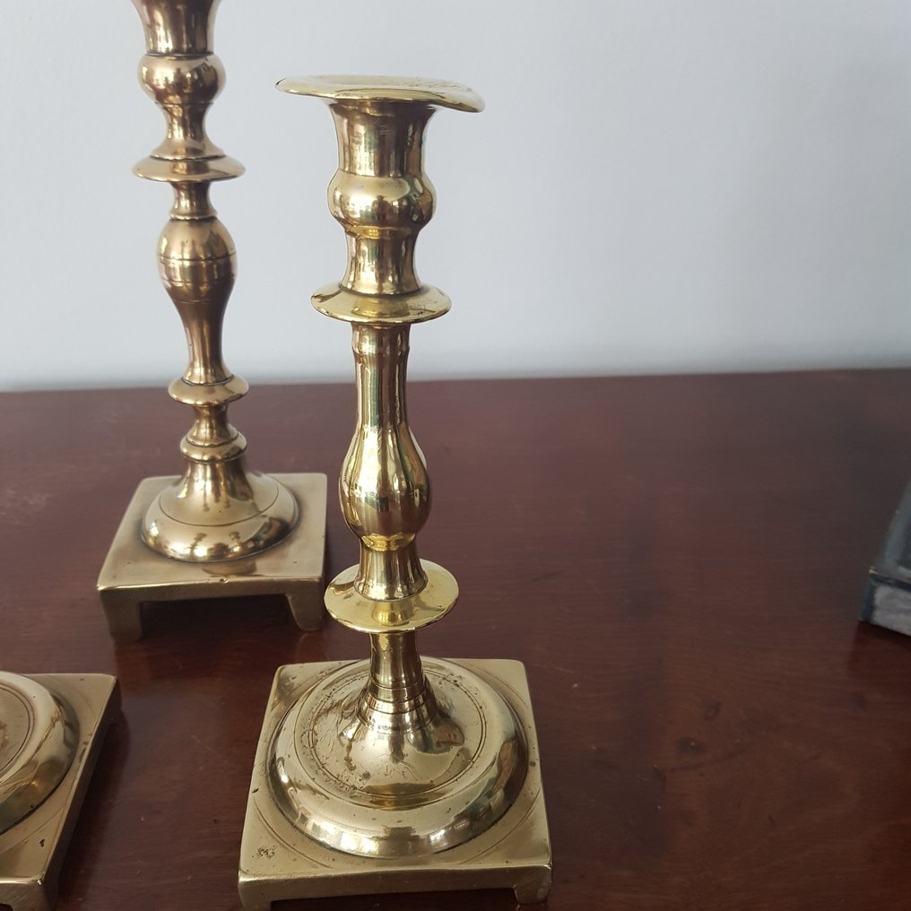 Kerzenhalter (3) - Messing - Quadratfuß #2.1