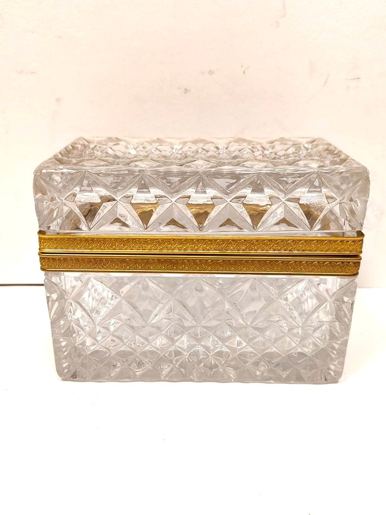 珠寶箱 - 凸面水晶首饰盒（重1.179克），配有铜制边框 #1.0