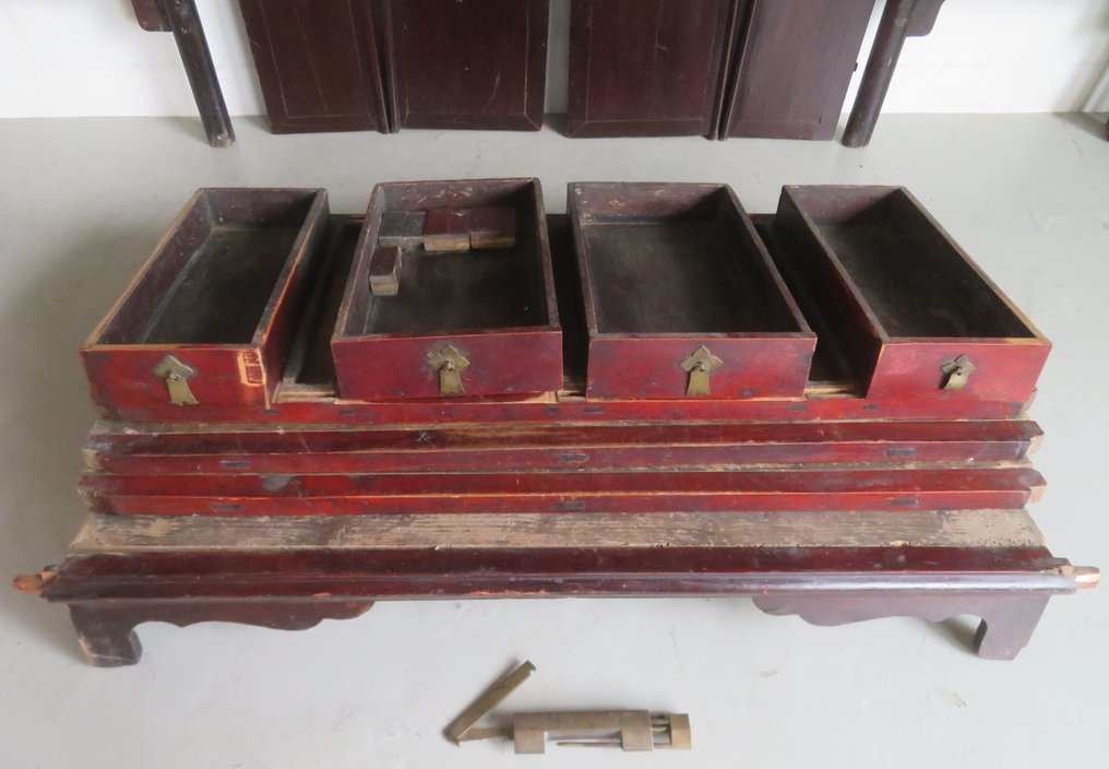 Ντουλάπι - Ξύλο - Κίνα - Δυνατή παράδοση. #1.0