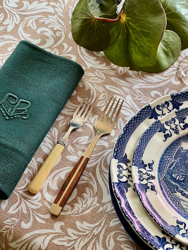 适用于宽大餐桌的带有雅典娜叶子图案的印花桌布，花卉装饰的亚麻绸。优雅的装饰风格。 - 桌布  - 270 cm - 180 cm #4.3