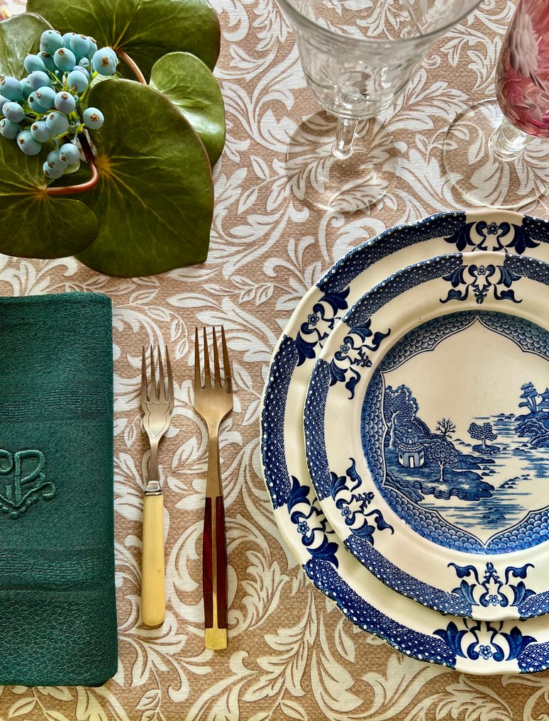 适用于宽大餐桌的带有雅典娜叶子图案的印花桌布，花卉装饰的亚麻绸。优雅的装饰风格。 - 桌布  - 270 cm - 180 cm #3.2