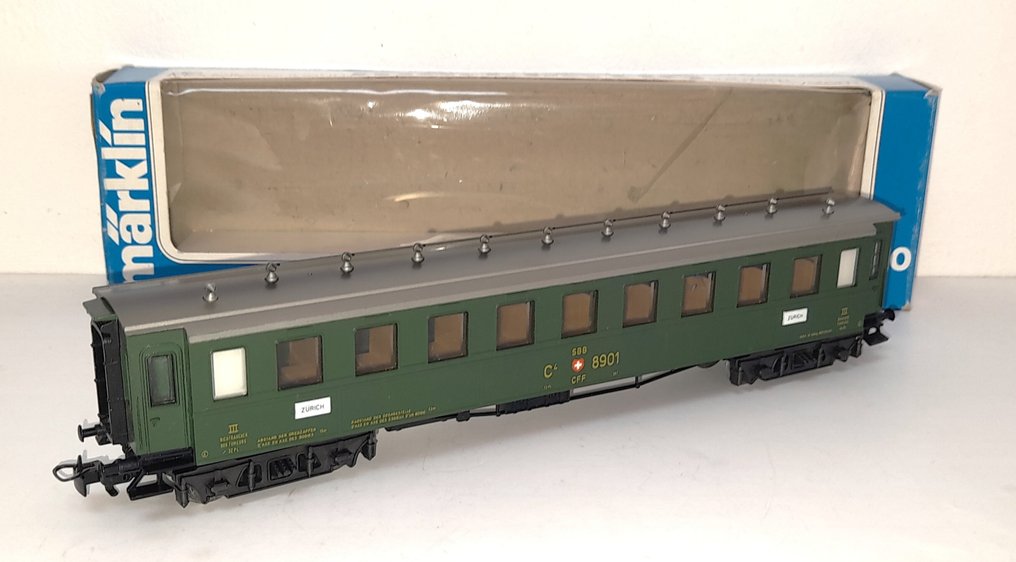 Märklin H0轨 - 4138, 4132, 4084, 4149 - 煤水机车 (4) - 高速列车车厢 / 旅客列车车厢 / 汽车运输车厢 - DB, ÖBB, SBB-CFF #1.0