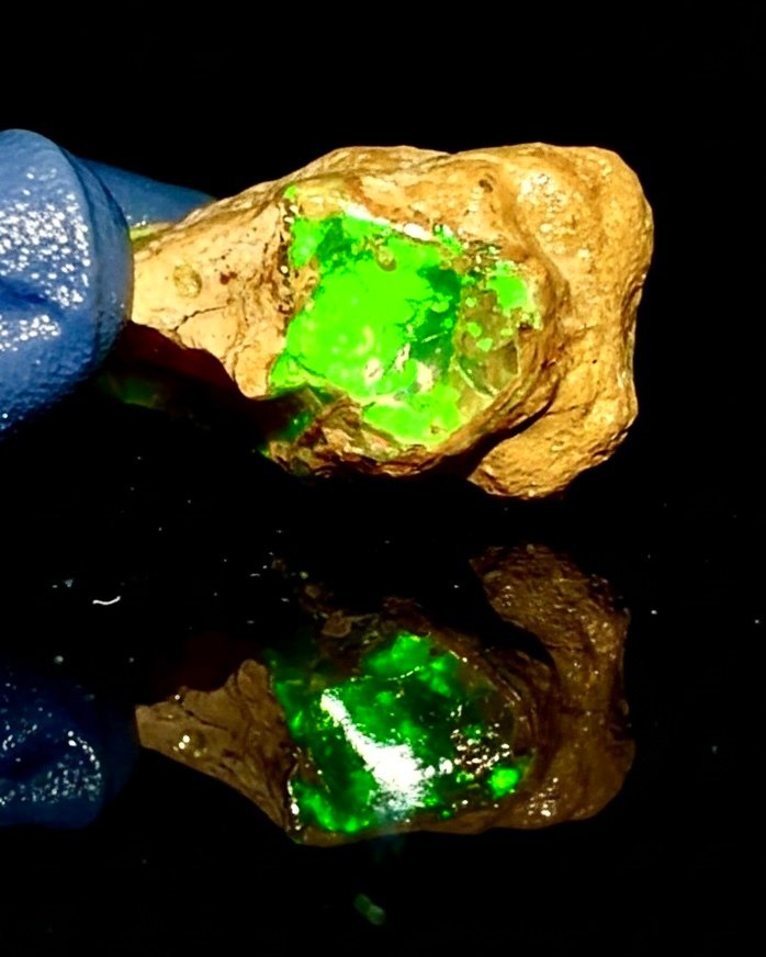 SANS RESERVE - 天然水晶欧泊 AAA+++ - 未处理 - 75克拉 高品质水晶蛋白石 - 高度: 40 mm - 宽度: 25 mm- 15 g - (1) #3.2