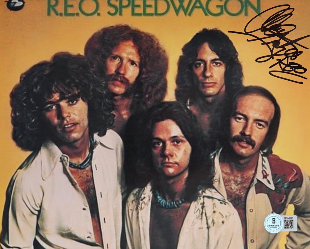 REO Speedwagon - Alan Gratzer Drummer - Photo - Signed - COA Beckett - Signed Photo #1.0