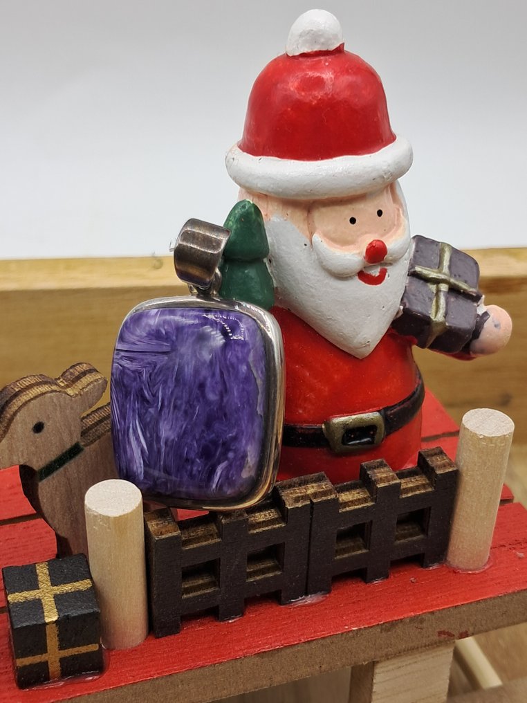 925银珠宝，配以高品质的Ciaroite，独一无二的作品。 - 高度: 31 mm - 闊度: 20 mm- 8.2 g - (1) #4.3