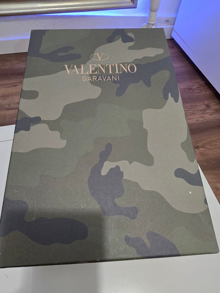 Valentino - Slippers - Size: EU 40 #3.2