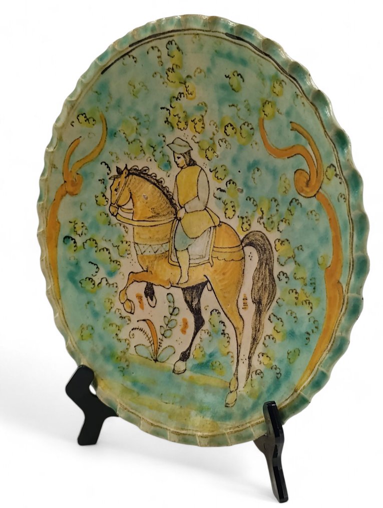 Tányér - Kerámia - Porcelán tányér lovassal #2.1