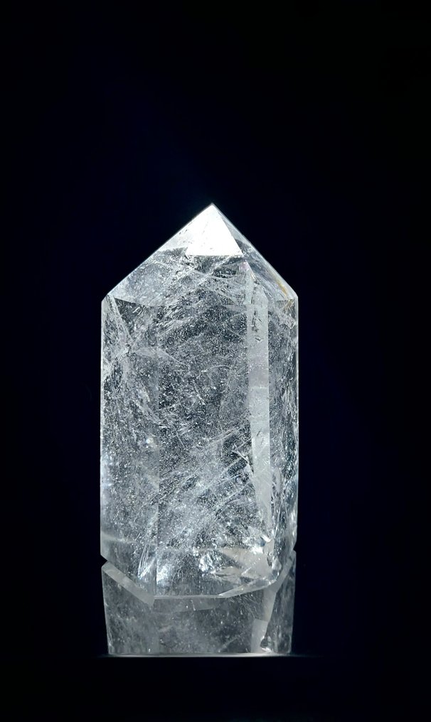 milky quartz crystal prism - Height: 135 mm - Width: 75 mm- 780 g - (1) #1.0