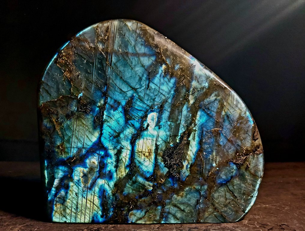 Labradorite Tumbled - Height: 140 mm - Width: 150 mm- 1.62 kg - (1) #4.3