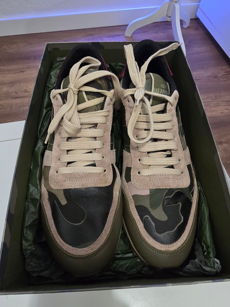 Valentino - Slippers - Size: EU 40 #1.0