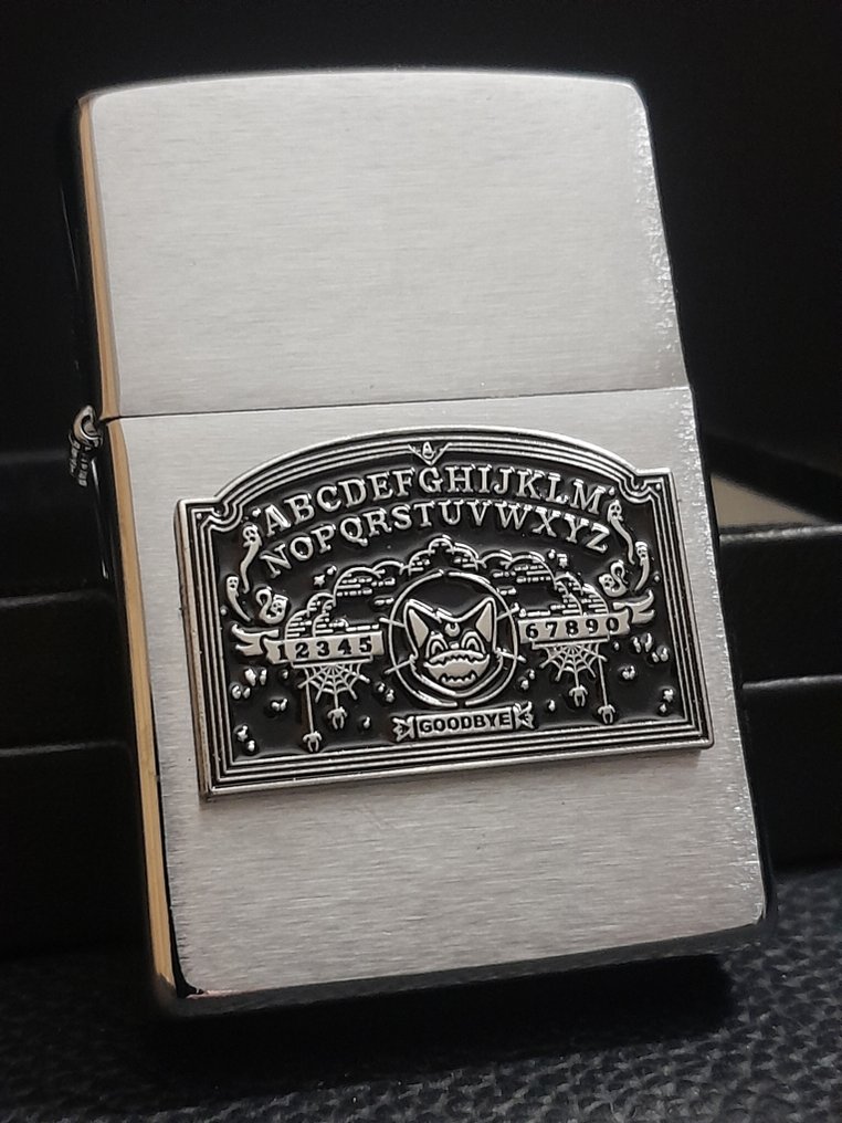 Zippo - χωρίς τιμή ασφαλείας - Αναπτήρας τσέπης - Ορείχαλκος #1.0