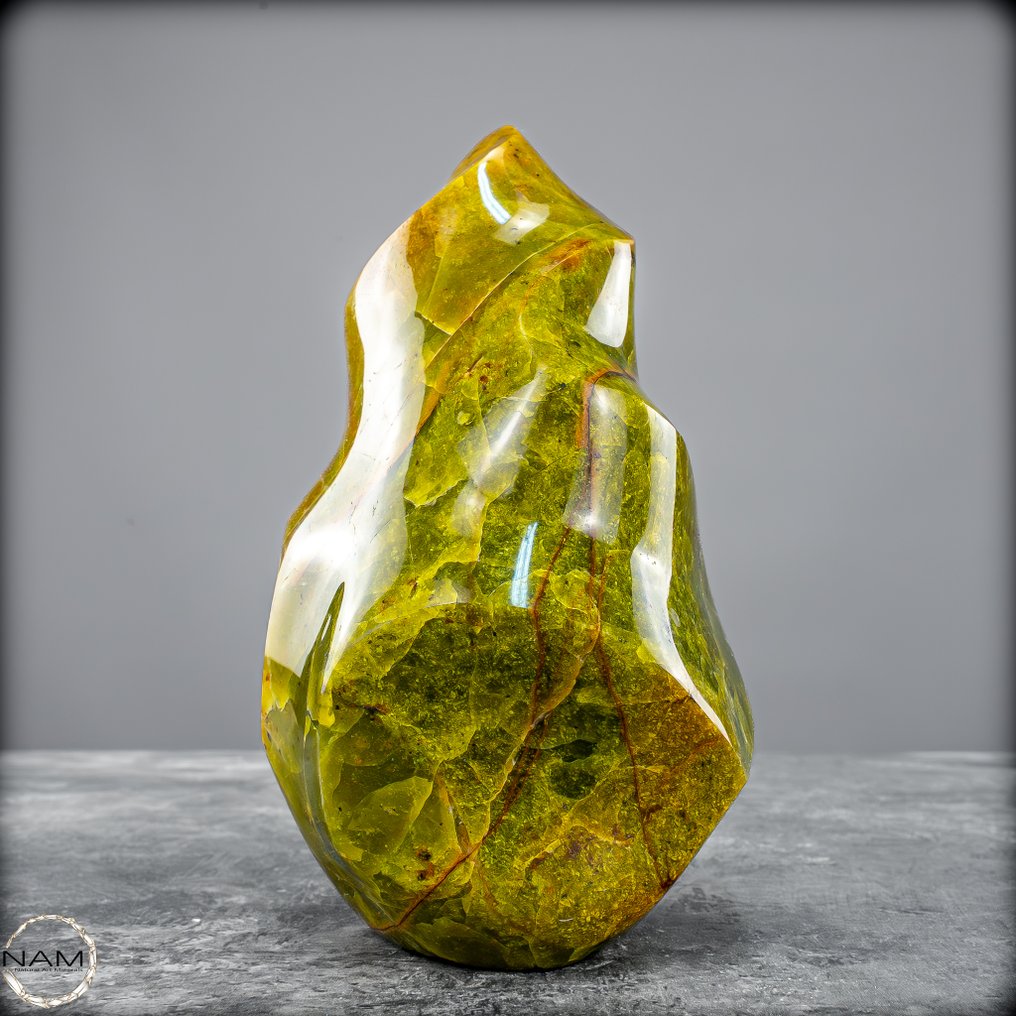 Πράσινος Όπαλ Η φλόγα της ζωής σε μαγευτική ομορφιά.- 898.88 g #1.0