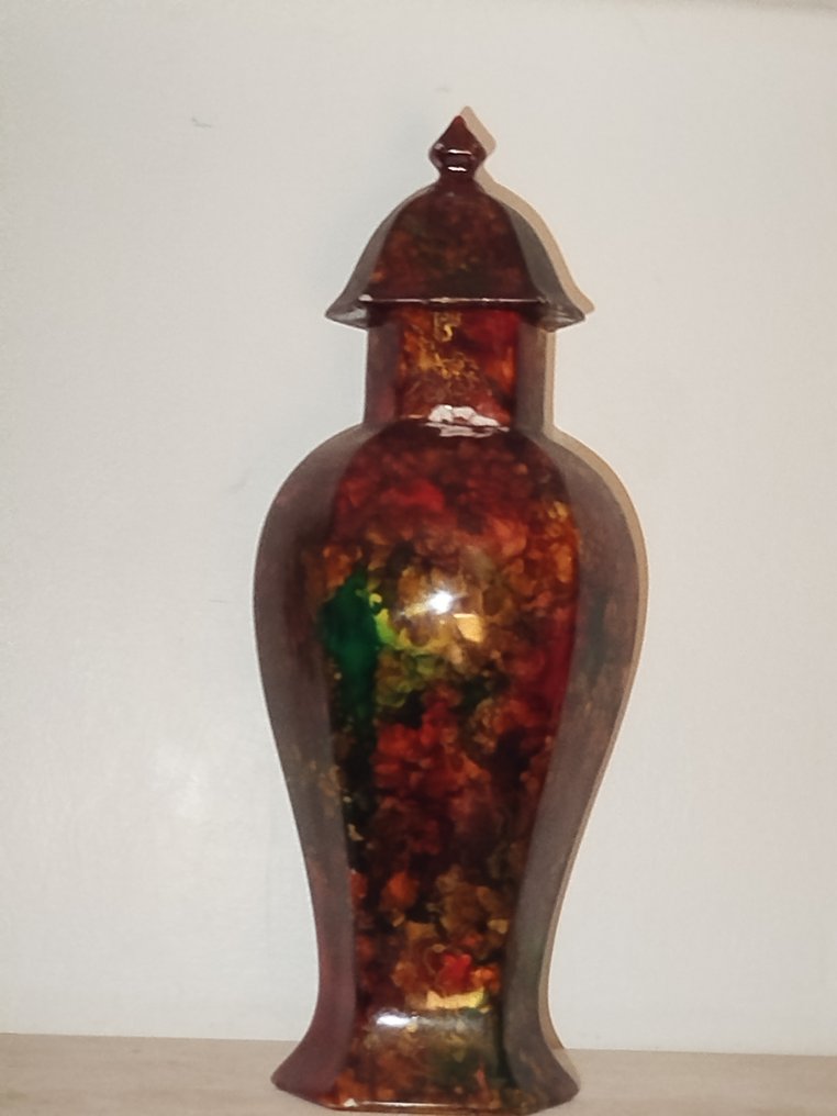 Jean-Noël Bouillet (1943...) - Lidded vase - Glass, Double coat lacquer technique #4.3