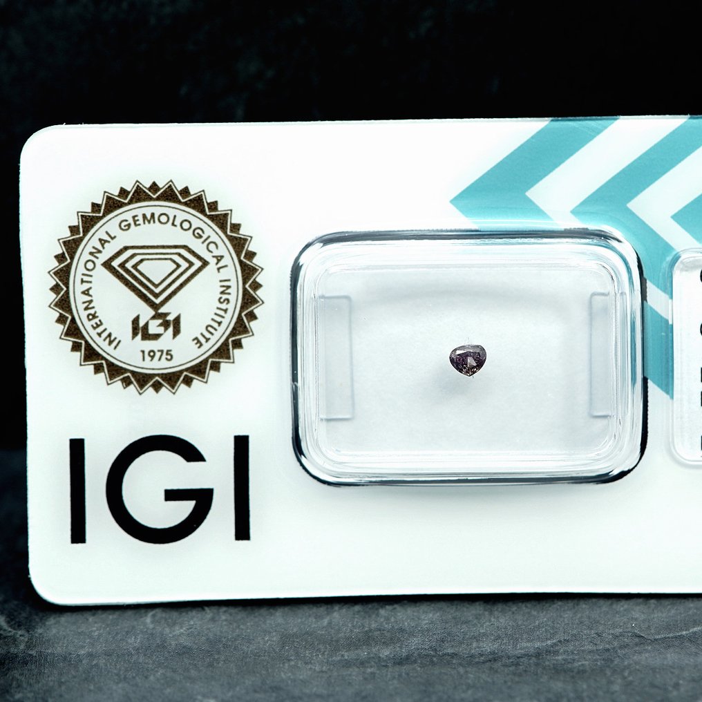 1 pcs 钻石 (天然色彩的) - 0.10 ct - 梨形 - Fancy 稍带桃红色的 紫色 - I3 - 国际宝石研究院(IGI) #1.0