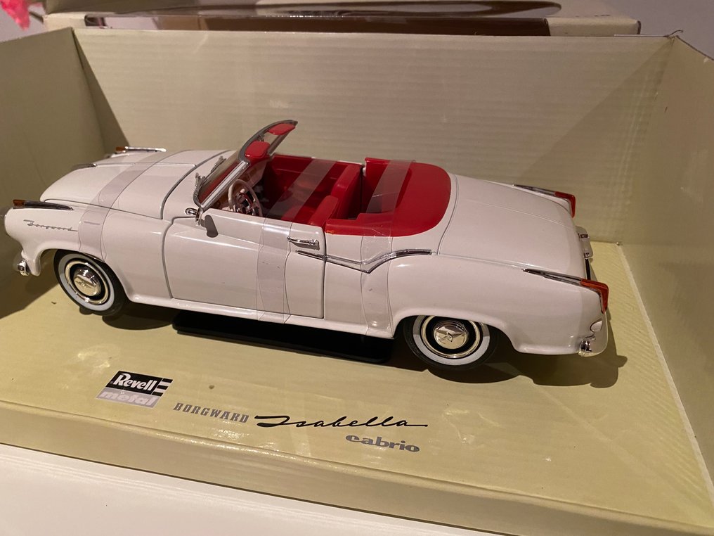 Revell 1:18 - Model car - Borgward Isabella cabrio #3.2