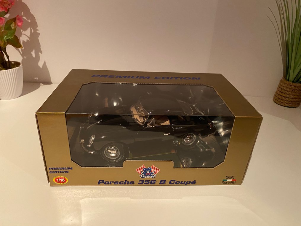 Bburago 1:18 - Modelbil - Porsche 356 B Coupé - Premium-udgave #1.0