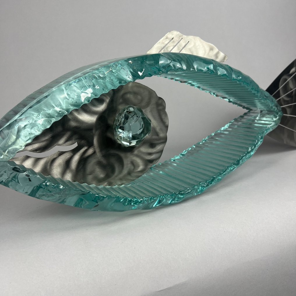 Andrzej Rafalski - 雕刻, LARGE -Glass Fish- hand nade - 22 cm - 玻璃, 鋼 - 2025 #1.0