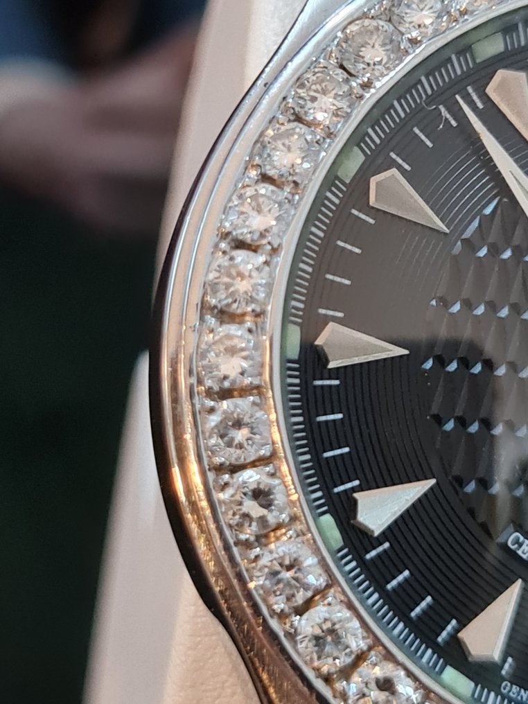 Chopard - micro rotor factory diamond limited - 8200 - Miehet - 2010-2020  #3.2