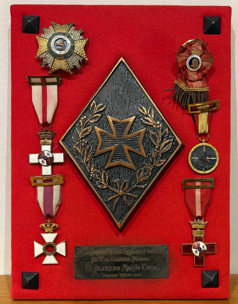 西班牙 - 軍功章 - 卓越的西班牙军事奖章批量 - 历史勋章收藏 #1.0