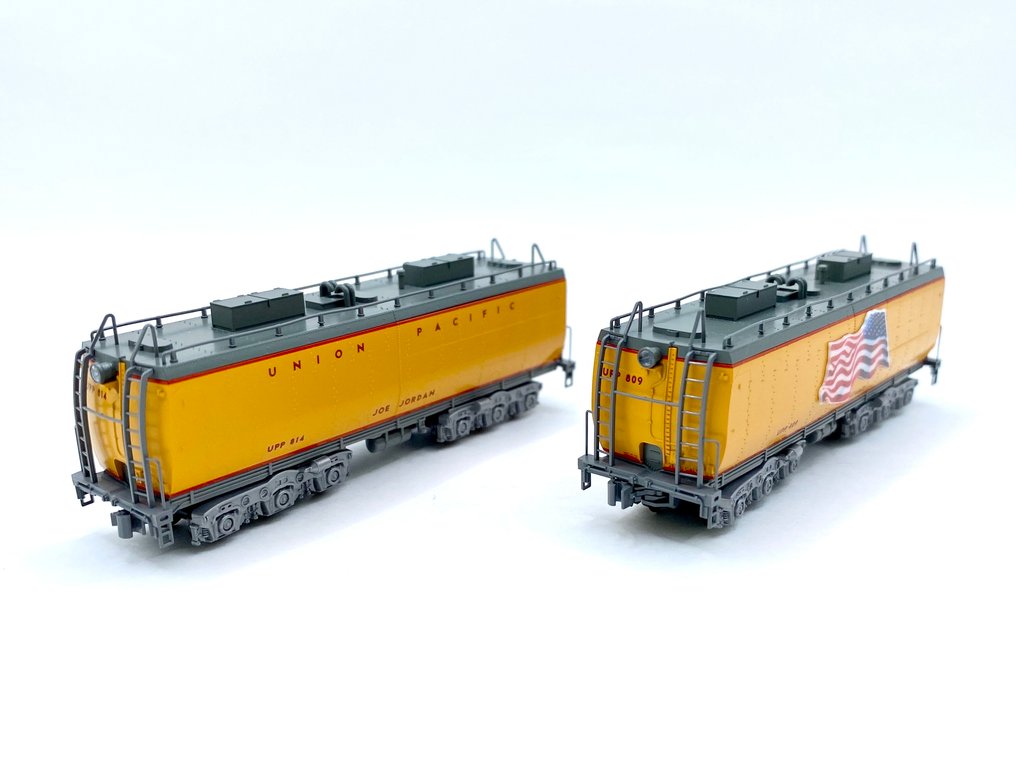 Kato N - 10-706-3 - Model train (1) - UP Water Tender (2-Car Set) - Union Pacific Railroad #1.0