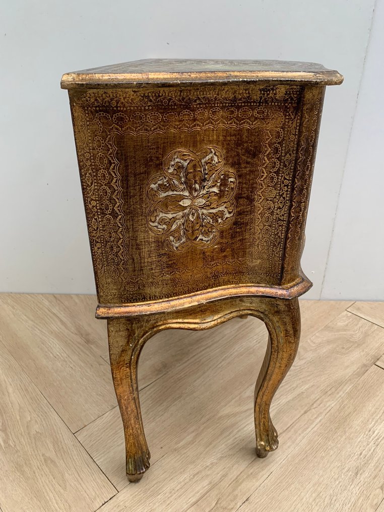 Commode - Wood, Gold plated - Florentine #4.3