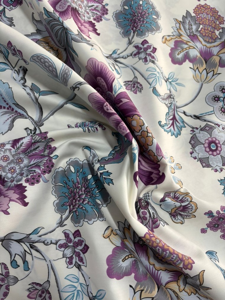 Υφάσματα ταπετσαρίας και κουρτίνας από βαμβάκι σατέν, πολυτελές σχέδιο ANANDA, Βιολετί. - Ύφασμα ταπετσαρίας - 300 cm - 280 cm #3.2