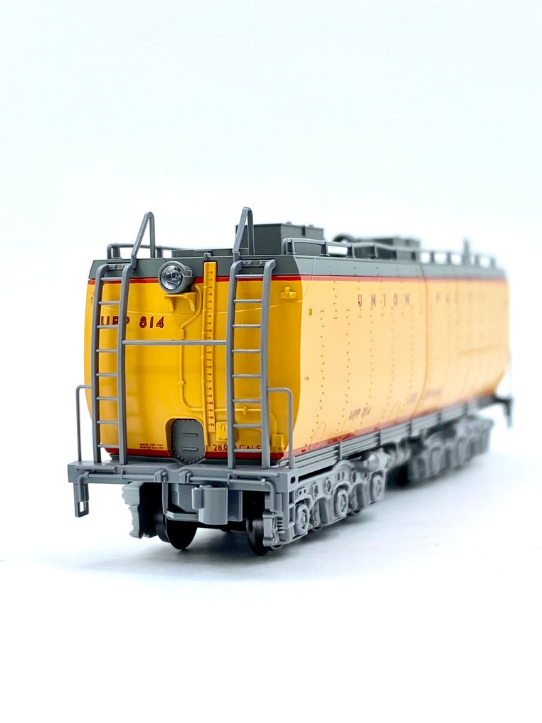 Kato N - 10-706-3 - Model train (1) - UP Water Tender (2-Car Set) - Union Pacific Railroad #3.2