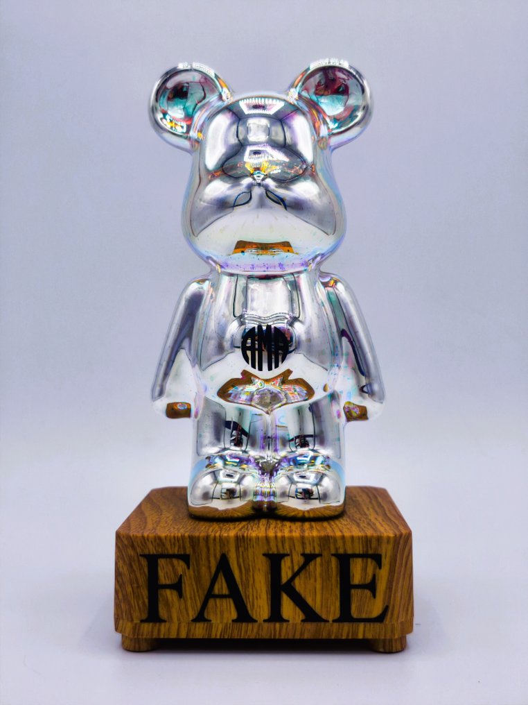 AMA • Pope (1985) - Aurora Authentic Fake #3.2