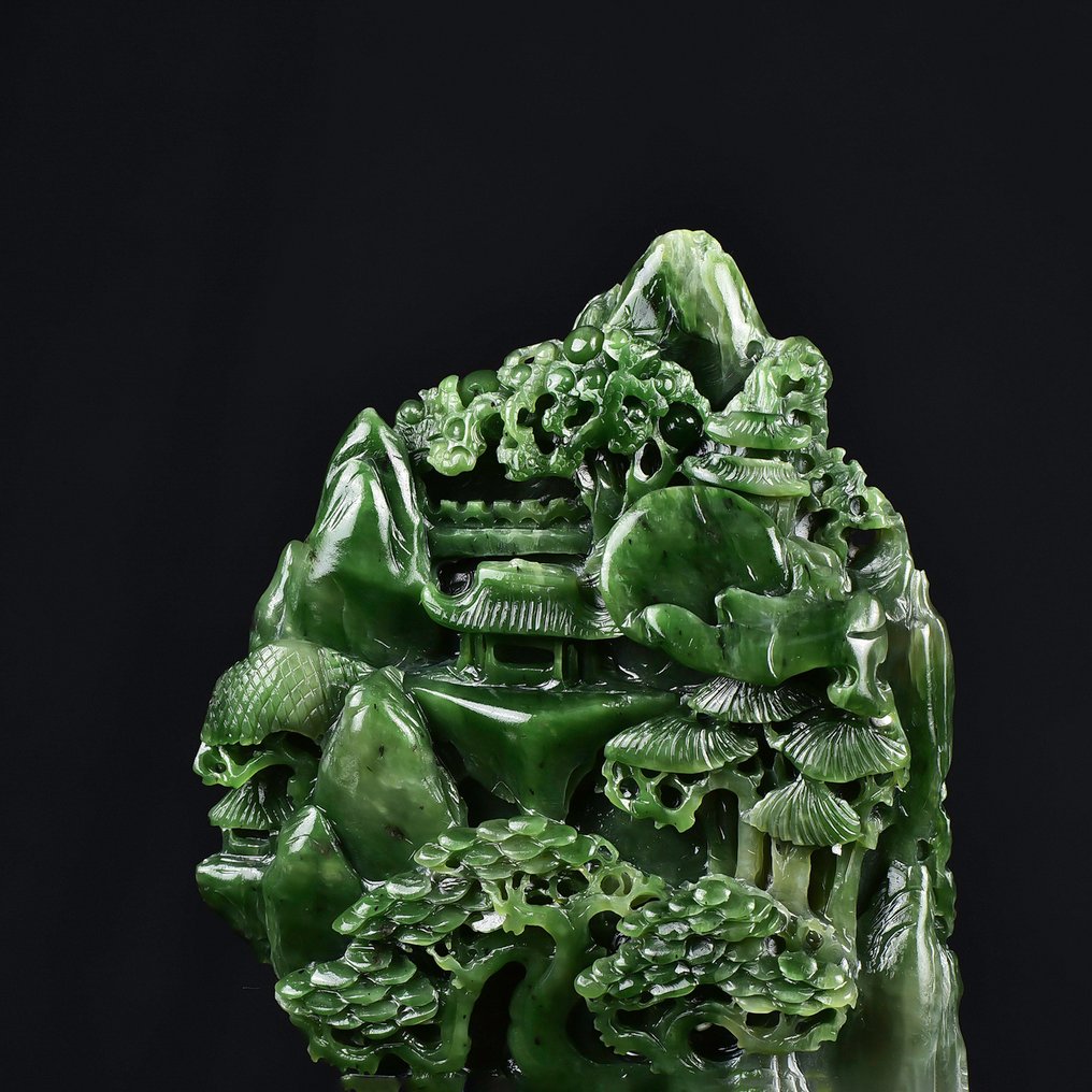 ALGT Certified - Huge and Masterful Natural Nephrite Jade - A powerful hue shaped by nature and time- 1900 g #1.0