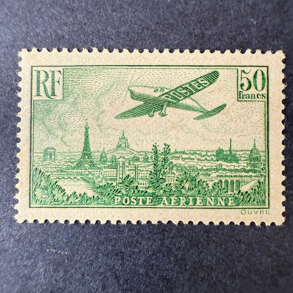France  - Poste Aérienne Yvert 14 "Vue de Paris 50fr vert" en NEUF ** - TB #1.0