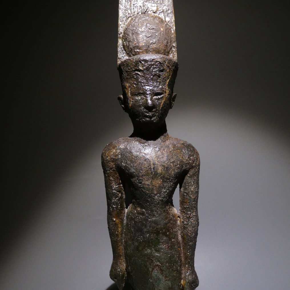 古埃及 青銅色 阿蒙-拉神。26厘米高。晚期，公元前664年至公元前332年。 #3.2