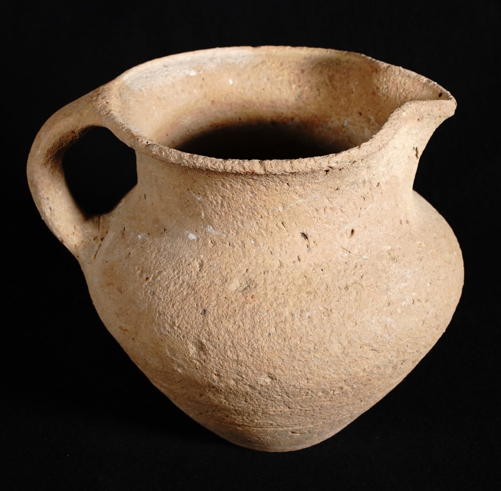 Αγία Γη (Χαναανίτικη) Terracotta Κούπα με στόμα σε σχήμα τριφυλλιού, 14 x 16 εκ. #1.0