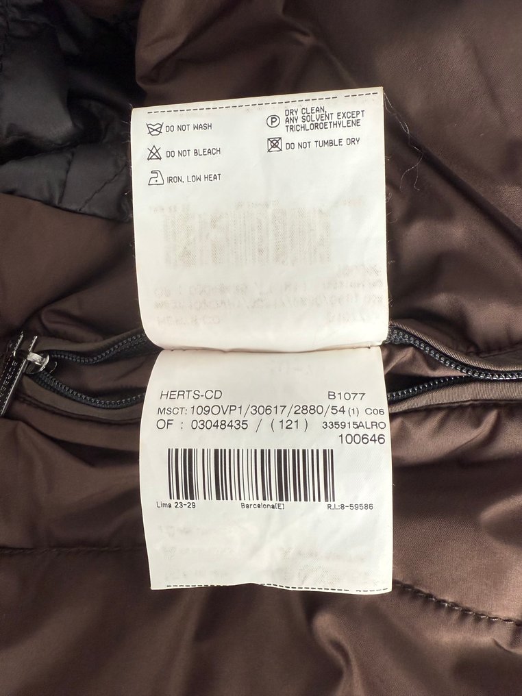 Burberry - Pardesiu #3.2