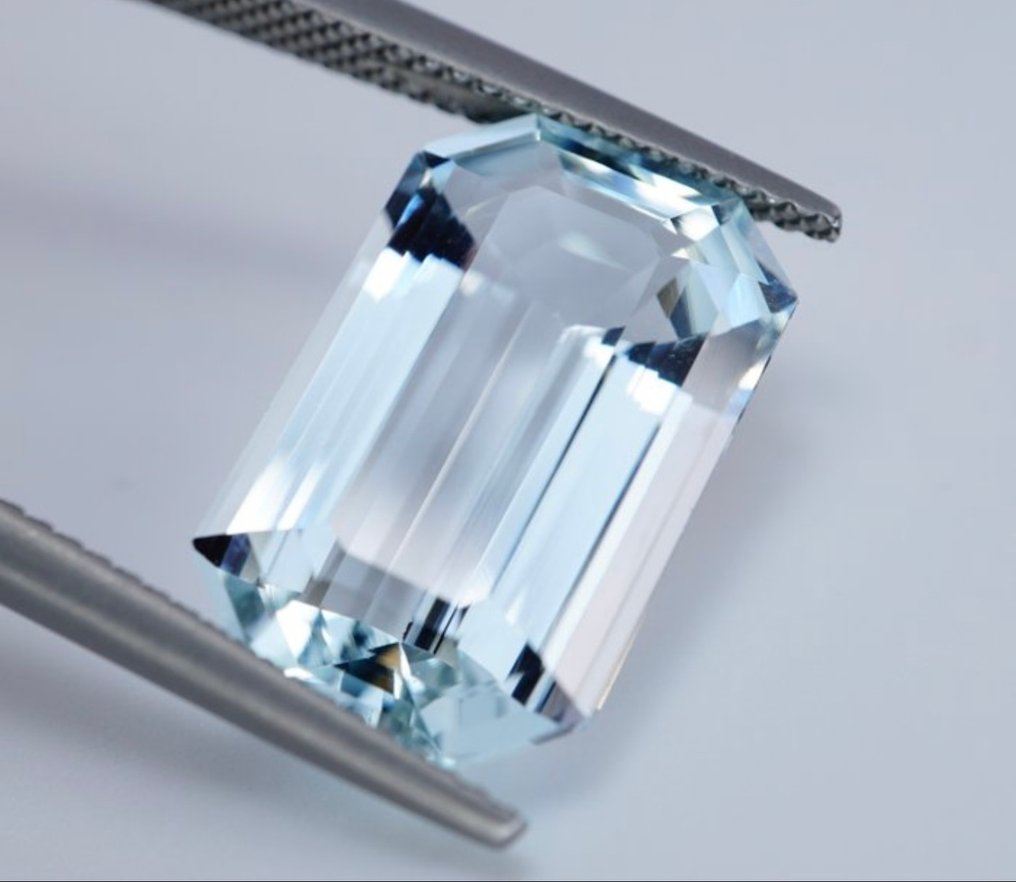 1 pcs  Μπλε Ακουαμαρίνης  - 8.78 ct - Antwerp Laboratory for Gemstone Testing (ALGT) #1.0