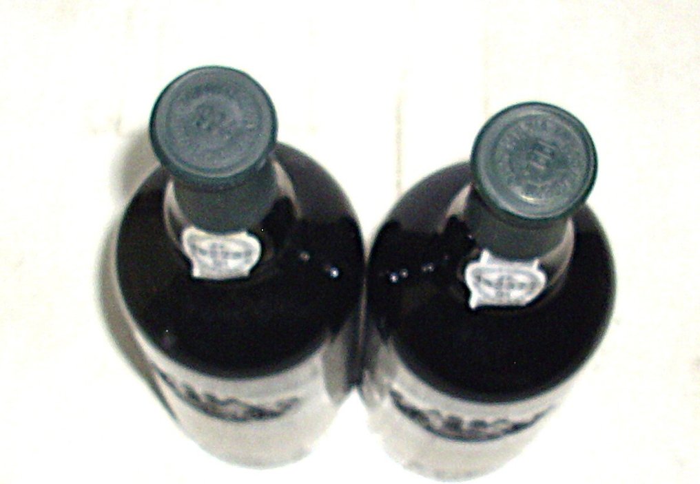 1994 Taylor's - Vintage Port - Bottled in 1996 - Douro - 2 Bottles (0.75L) #3.2