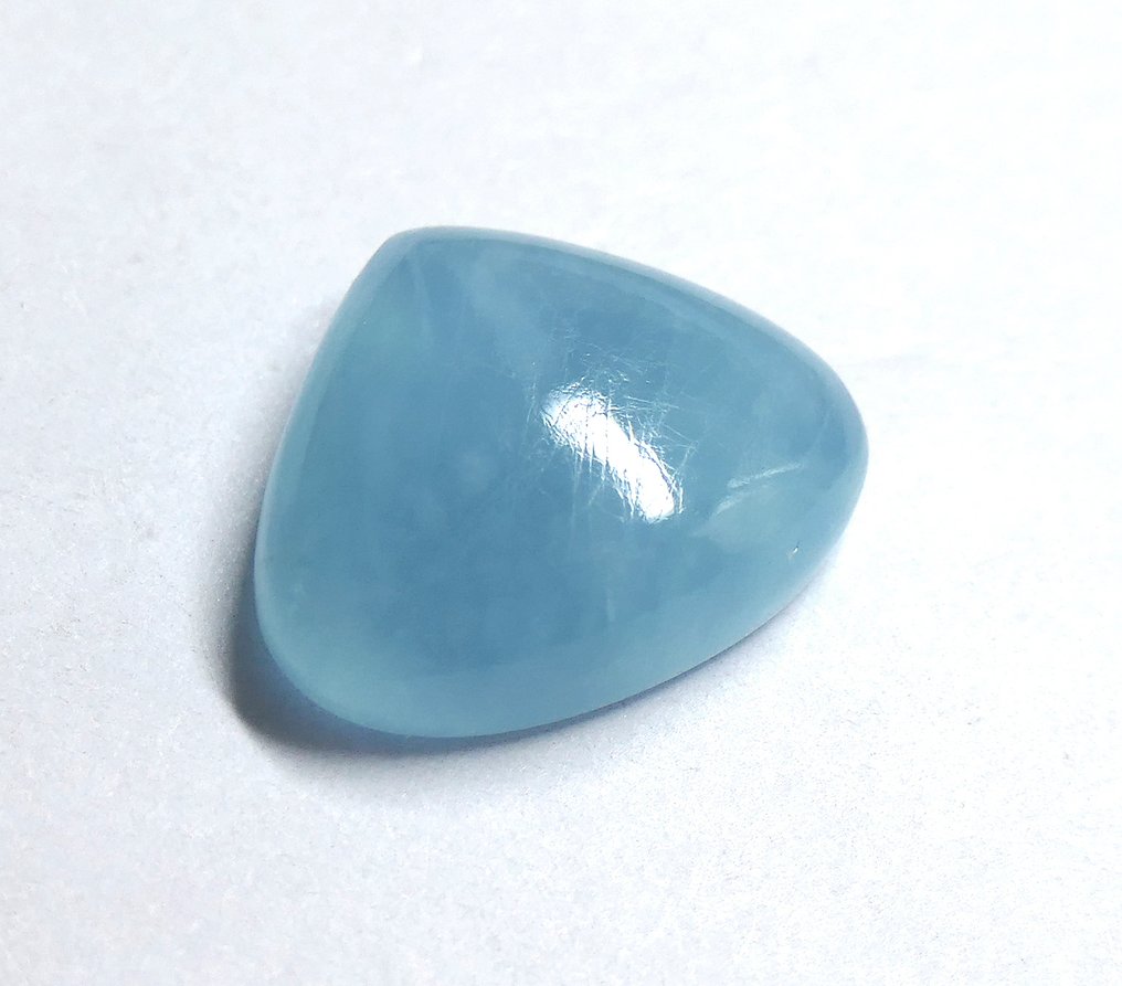 巨大 AIGUE-MARINE 100% 天然 弧面形- 4.83 g #3.2